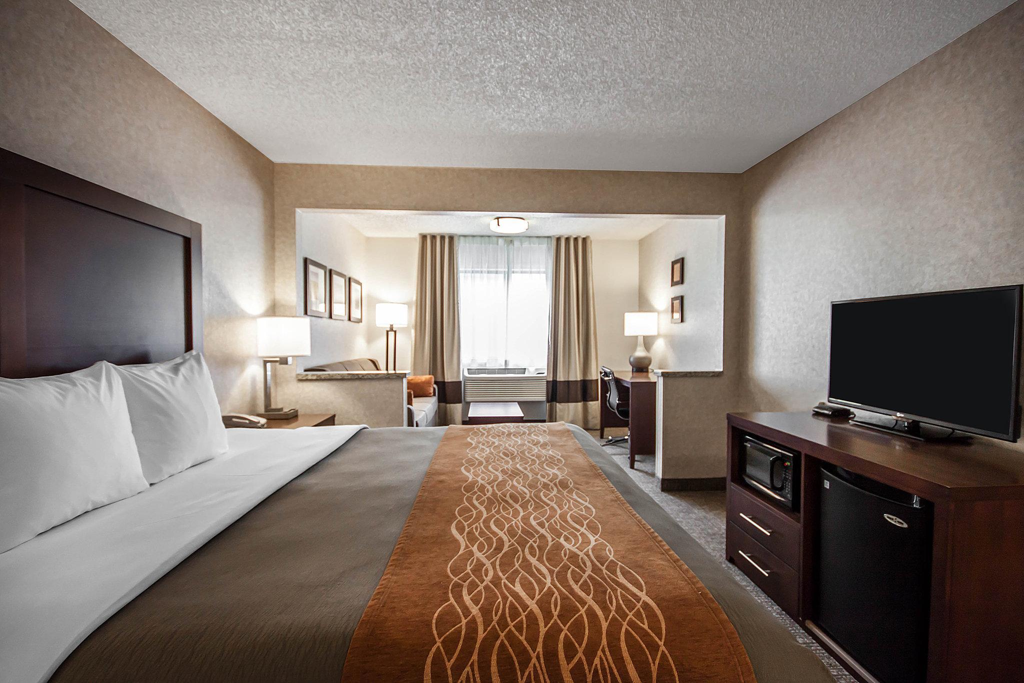 Quality Inn Поукателоу Екстериор снимка