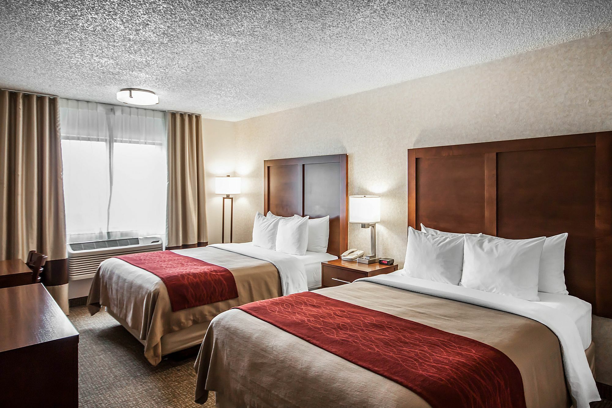 Quality Inn Поукателоу Екстериор снимка